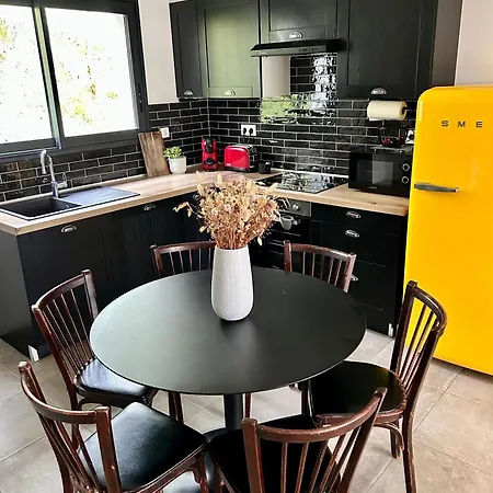 Bas De Avec Jardin Idealement Situe Entre Ajaccio Et Porticcio Apartman *