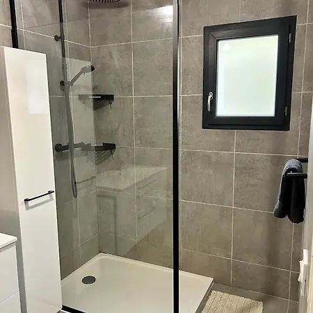 Bas De Avec Jardin Idealement Situe Entre Ajaccio Et Porticcio * Bastelicaccia