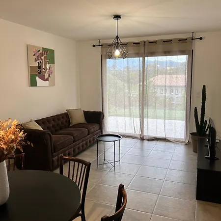 Bas De Avec Jardin Idealement Situe Entre Ajaccio Et Porticcio Апартаменты Bastelicaccia