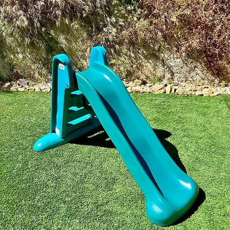Appartamento Bas De Avec Jardin Idealement Situe Entre Ajaccio Et Porticcio *