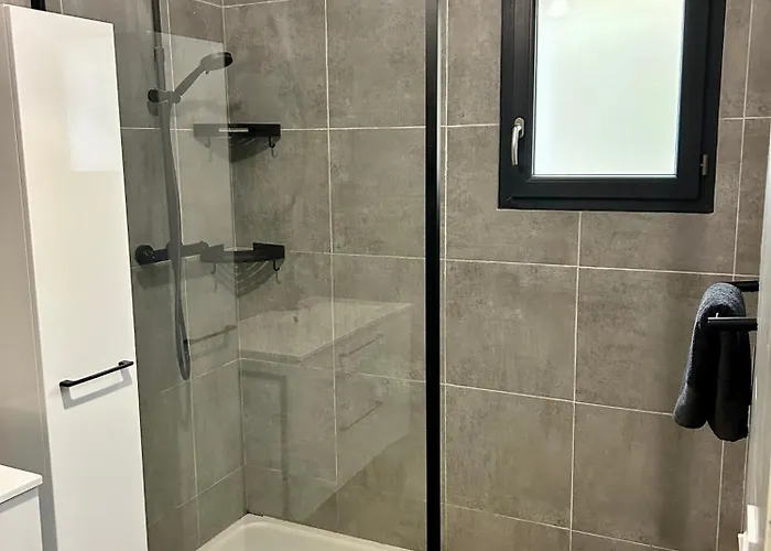 Bas De Avec Jardin Idealement Situe Entre Ajaccio Et Porticcio * Bastelicaccia