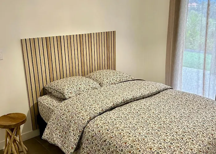 Apartamento Bas De Avec Jardin Idealement Situe Entre Ajaccio Et Porticcio