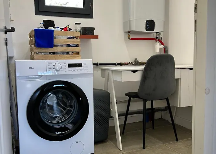 Apartamento Bas De Avec Jardin Idealement Situe Entre Ajaccio Et Porticcio